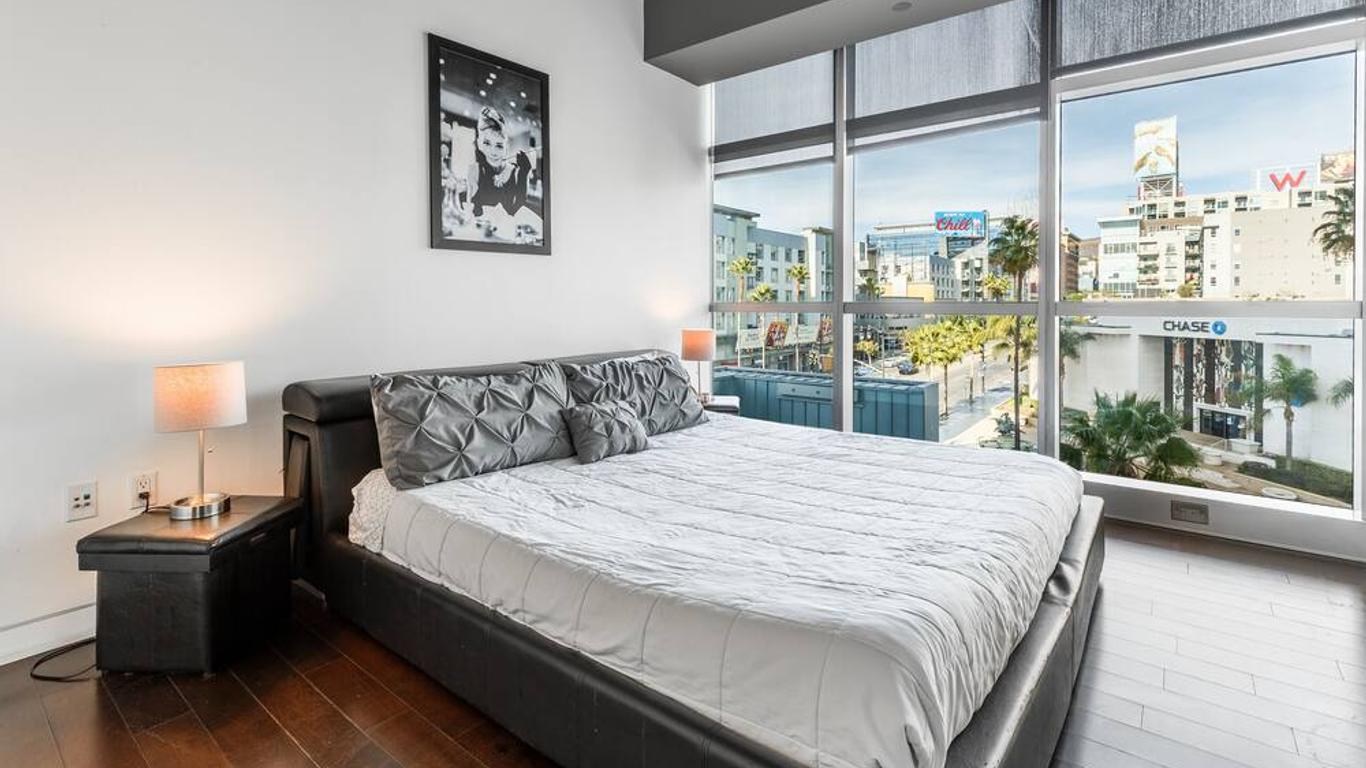 Heaven on Hollywood Furnished Apts - Vine