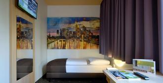B&B Hotel Frankfurt City-Ost - Frankfurt/ Main - Phòng ngủ