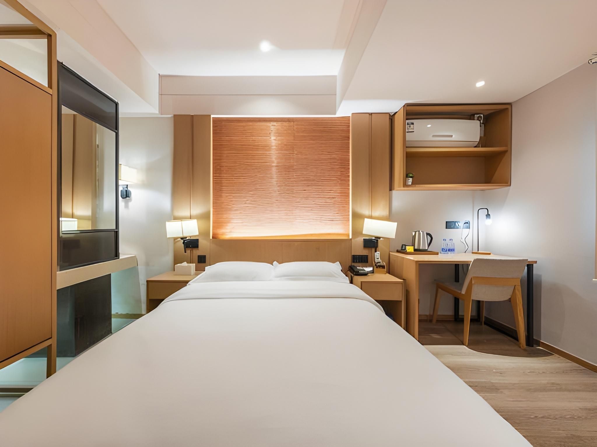 V8 Ziyuangang Hotel - גואנגג'ואו - חדר שינה