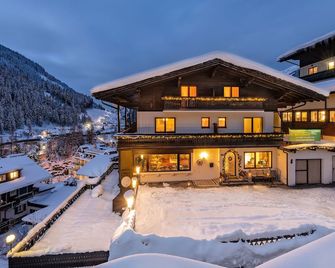 Pension St.Leonhard - Bad Gastein - Bangunan