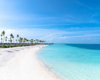 Joy Island - Meeru Island - Beach