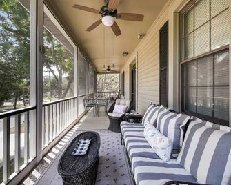 Charming Green Cove Historic Home 1st Floor Stay - Green Cove Springs - Balcón