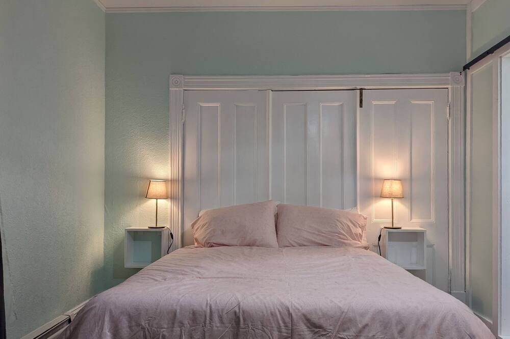 Flaminglet Micro-Suite Downtown Wolfville - Wolfville - Bedroom