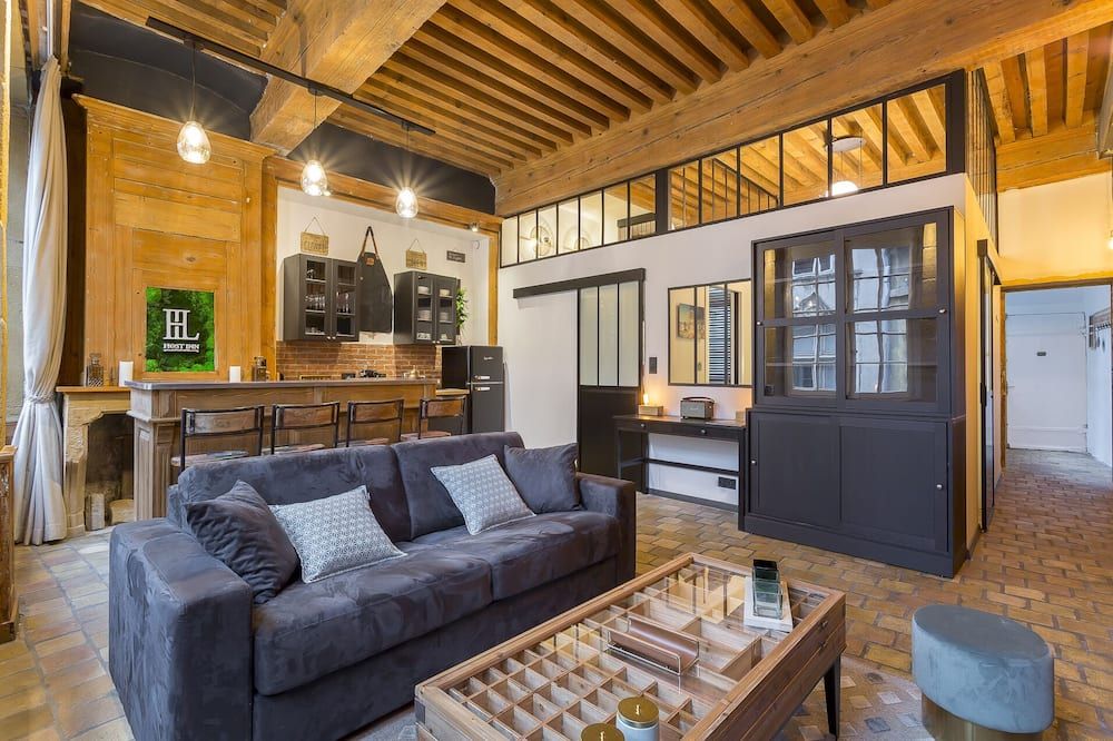 Host Inn - Coeur Vieux Lyon & Spa - ליון - סלון