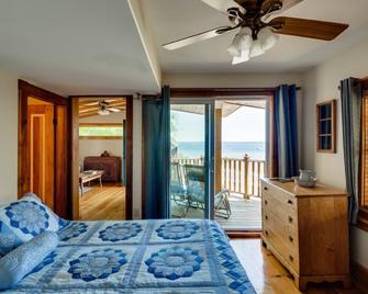 Beach Cottage Inn - Lincolnville - Schlafzimmer