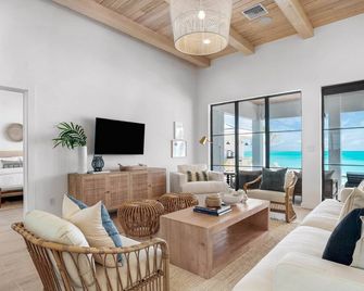 Aquamarine Villa, Newly Built Designer Home, Centrally Located on Tar Bay - Moss Town - Sala de estar