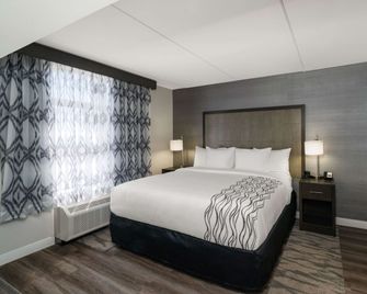 La Quinta Inn & Suites by Wyndham Raleigh Downtown North - Raleigh - Quarto