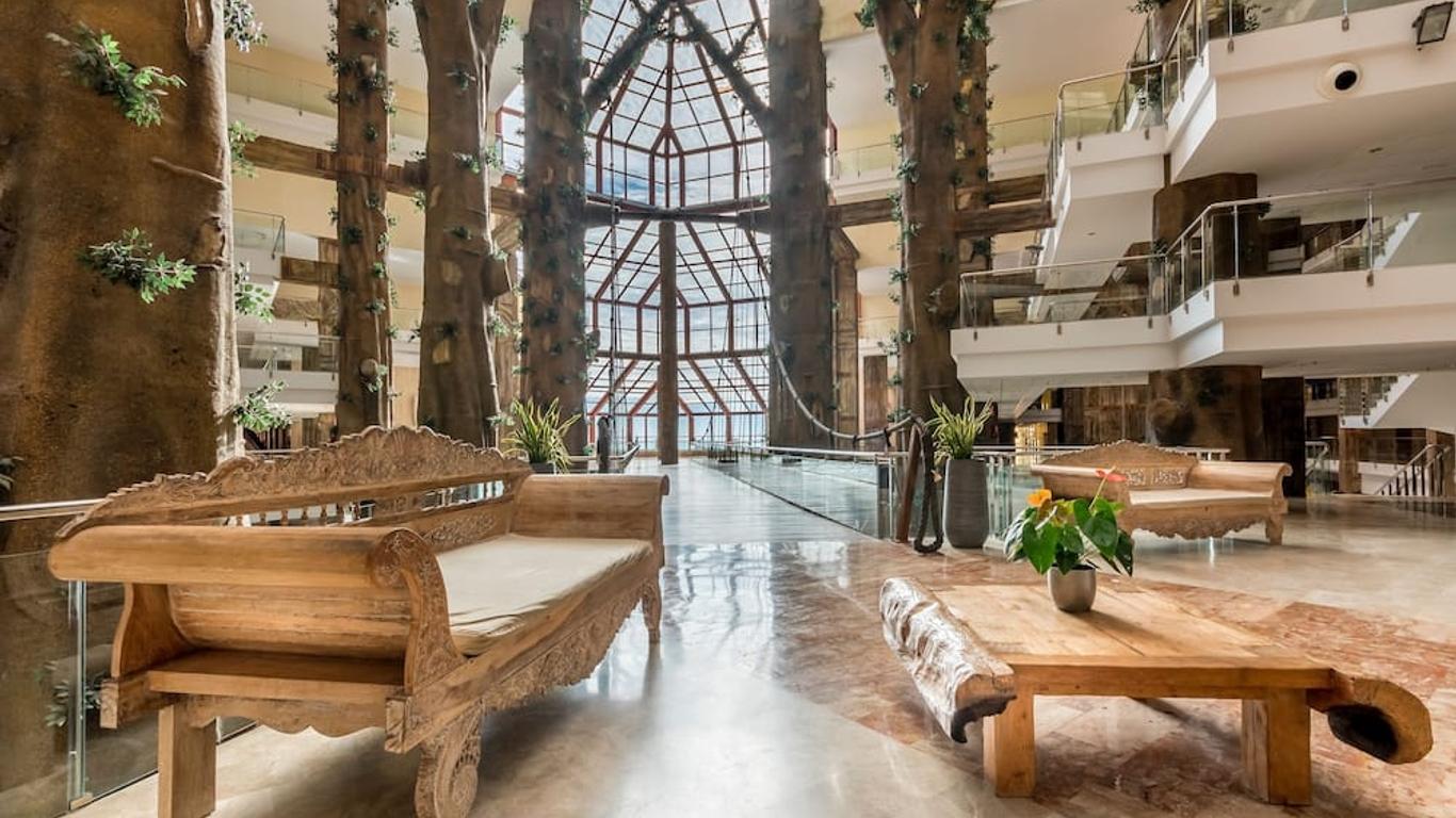 منتجع هوليداي وورلد