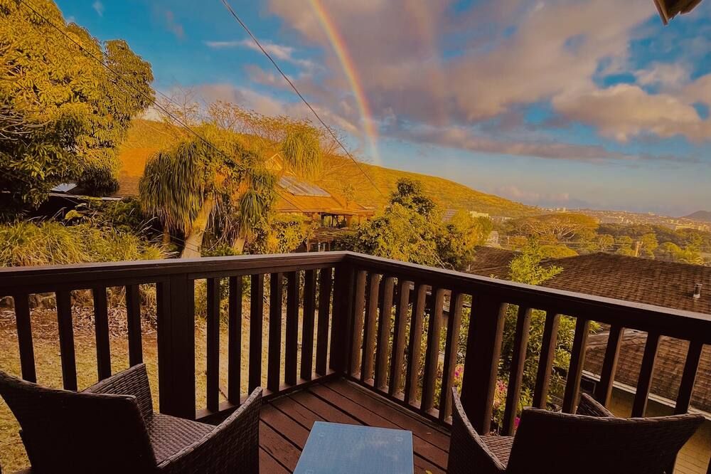 Cozy historic home in Manoa Valley, view of Diamond Head, walk to UH - הונולולו - מרפסת