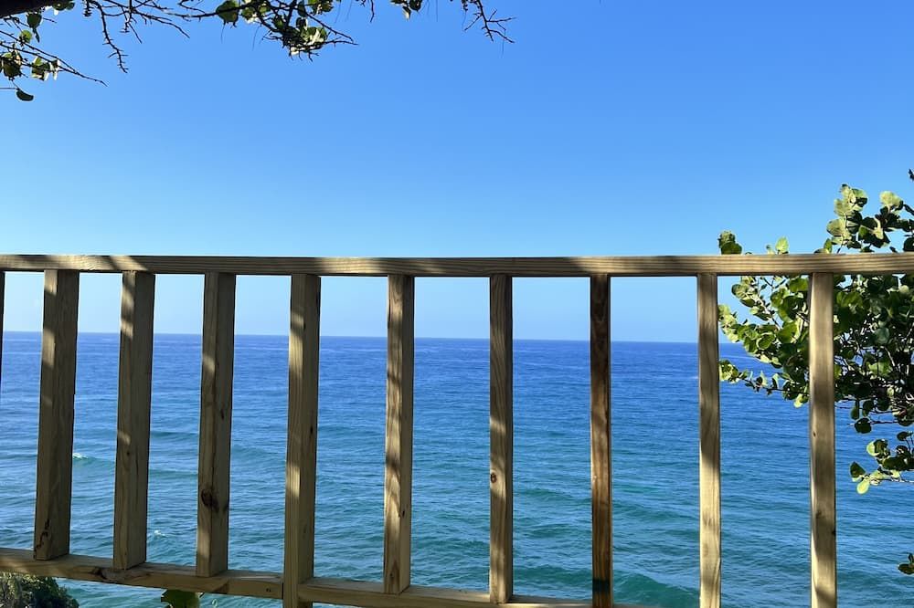 جامايكا كولرز إيكو ريتريت هوتل آند سبا - بورت أنطونيو - شرفة