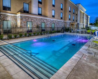 Hampton Inn & Suites Ada - Ada - Zwembad