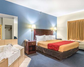 Econo Lodge Inn & Suites Pritchard Road North Little Rock - North Little Rock - Bedroom