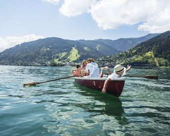 AlpenParks Hotel & Apartment Central Zell am See - Zell am See