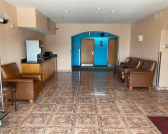 Tropicana Inn and Suites - Dallas - Lobby