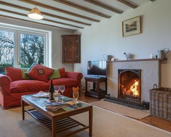 The Longhouse - Pwllheli - Вітальня