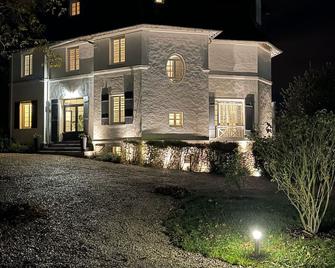 Petit Manoir à 20 min de Disneyland Paris - Germigny-l’Evêque - Edificio