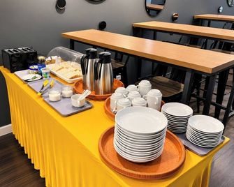 Seeds Hotel Klang Meru - Klang - Buffet