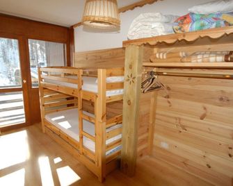 Cromotherapy Apartment - Breuil-Cervinia - Bedroom