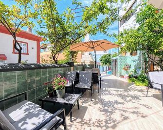 Kervansaray Hotel - פמוקלה - פטיו