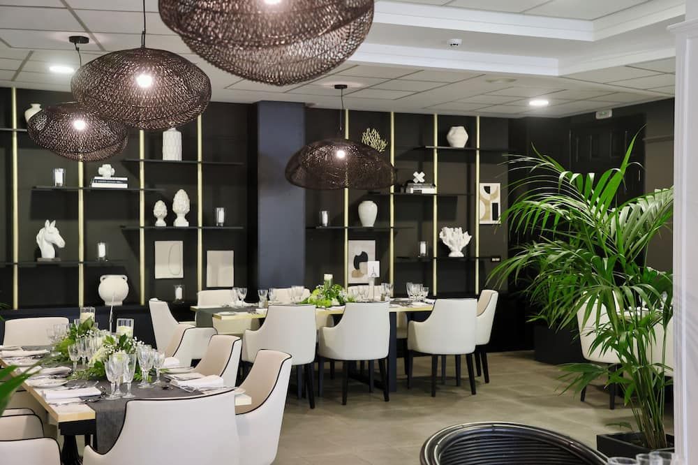 هوتل بويرتو بالاس