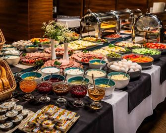 Hotel Sputnik Batumi - Batum - Buffet
