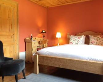 Charming 2-person gîte in the heart of the Haut-Jura mountains - Lajoux - Chambre