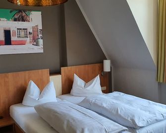 Hotel Friedensbruecke - Greiz - Schlafzimmer