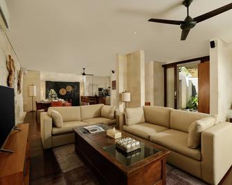 Jimbaran Bay Villas by Nakula - South Kuta - Sala de estar