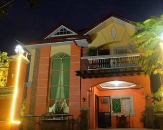 The Orange House - Vigan Villa - Vigan City - Budynek