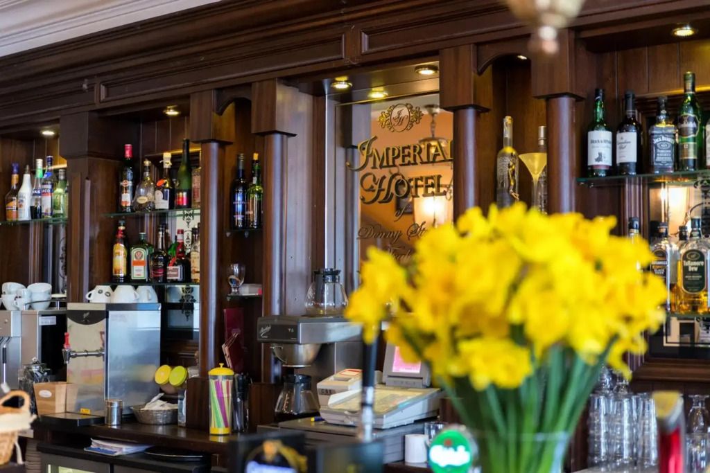 فندق إمبريال - ترالي - بار