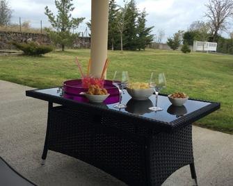 Contemporary house in the countryside - Saint-Flour - Patio