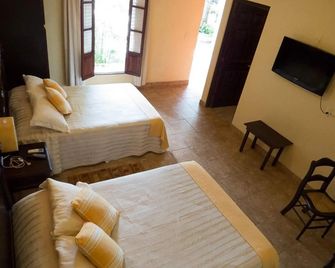 Hostal El Patio - San Joaquín - Living room