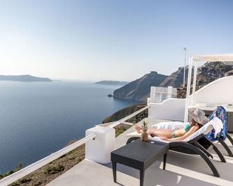 Asma Suites - Fira - Balkon