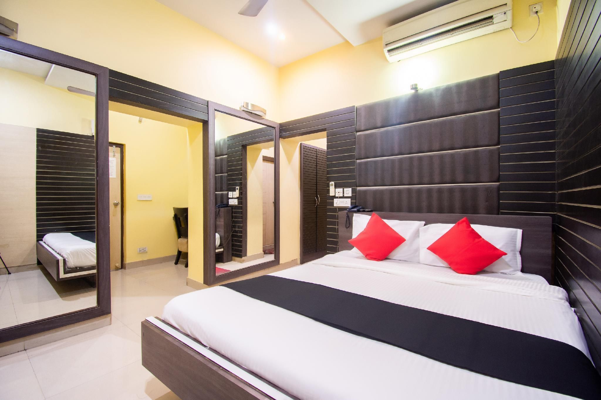 Capital O 1487 Hotel Gardenia - כלכולתה - חדר שינה