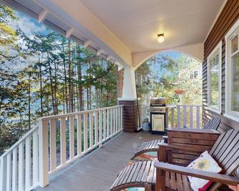 Port Townsend Perfection - Port Townsend - Balcón