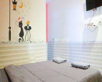 The Moon Resort Phetchaburi - Phetchaburi - Schlafzimmer