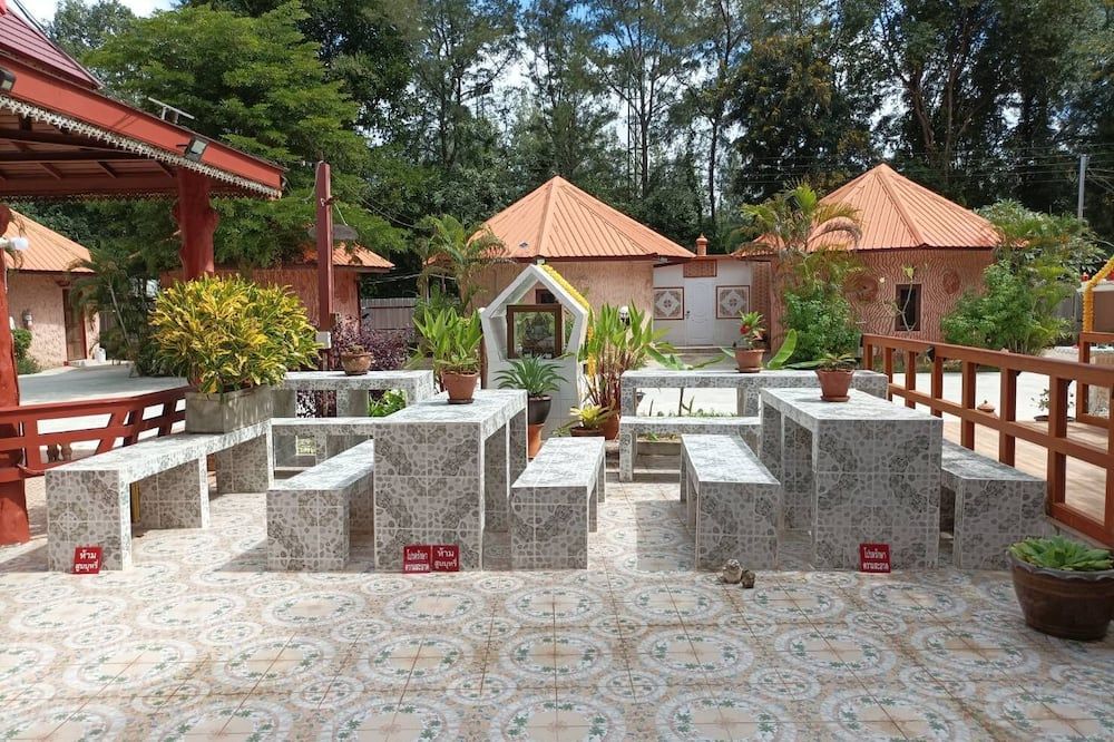 Vimanmek hotel - Yasothon - Patio