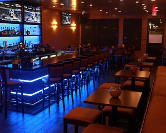 Travelers Inn Manteca - Manteca