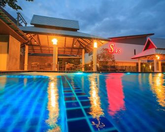 S48 Hotel - Chiang Mai - Piscina