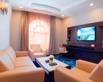 Cloud City Hotel - Al-Baha - Living room