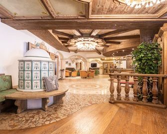 Soreghes - Campitello di Fassa - Lobby