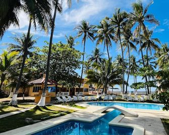 Hotel y Restaurante Punta Corona - Acajutla - Piscina