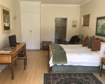 Seven Streams Bed and Breakfast - Johannesburg - Bedroom