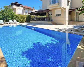 Paradise Town Villa Abel - Belek - Pool