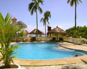 Whispering Palms Island Resort - San Carlos - Piscina