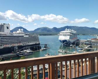 Viewtopia - Downtown Ketchikan - Ketchikan - Balcony