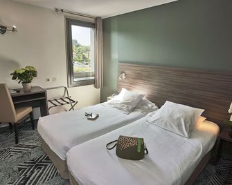 Hotel Loreak - ביון - חדר שינה