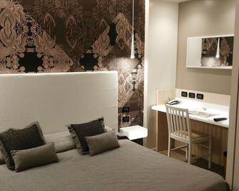 Hotel Suisse Bellevue - Monterosso al Mare - Bedroom
