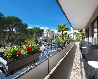 Hotel Geranio Au Lac - Locarno - Balcony