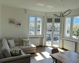 Casa Vacanza Aurora - Costa Volpino - Living room